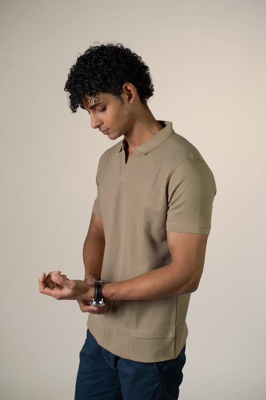 The Artisan V-Knit | Sandstone