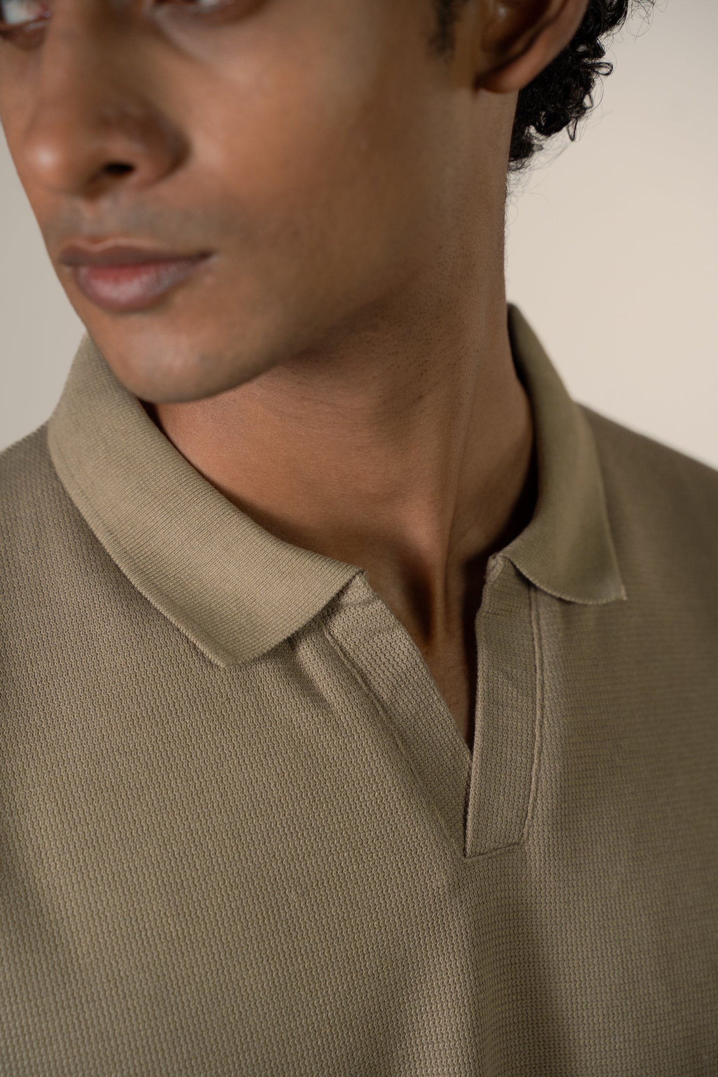 The Artisan V-Knit | Sandstone
